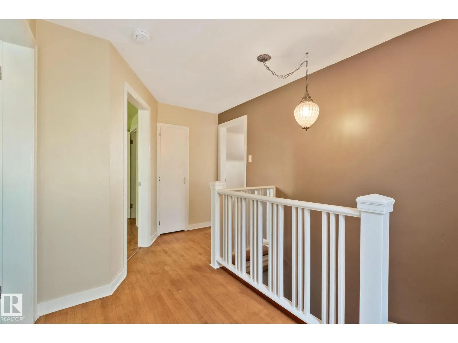 10950 117 ST NW