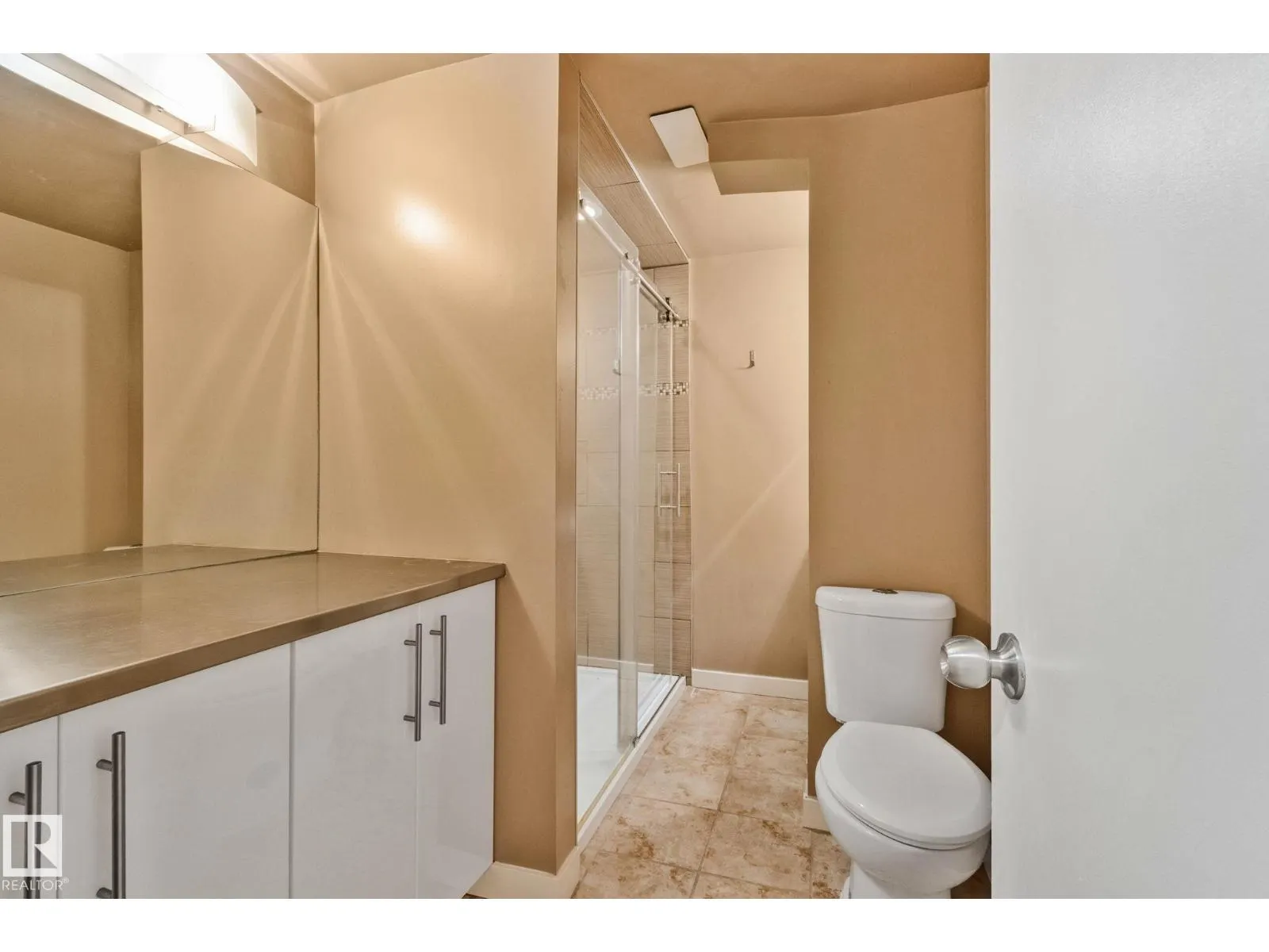 10950 117 ST NW