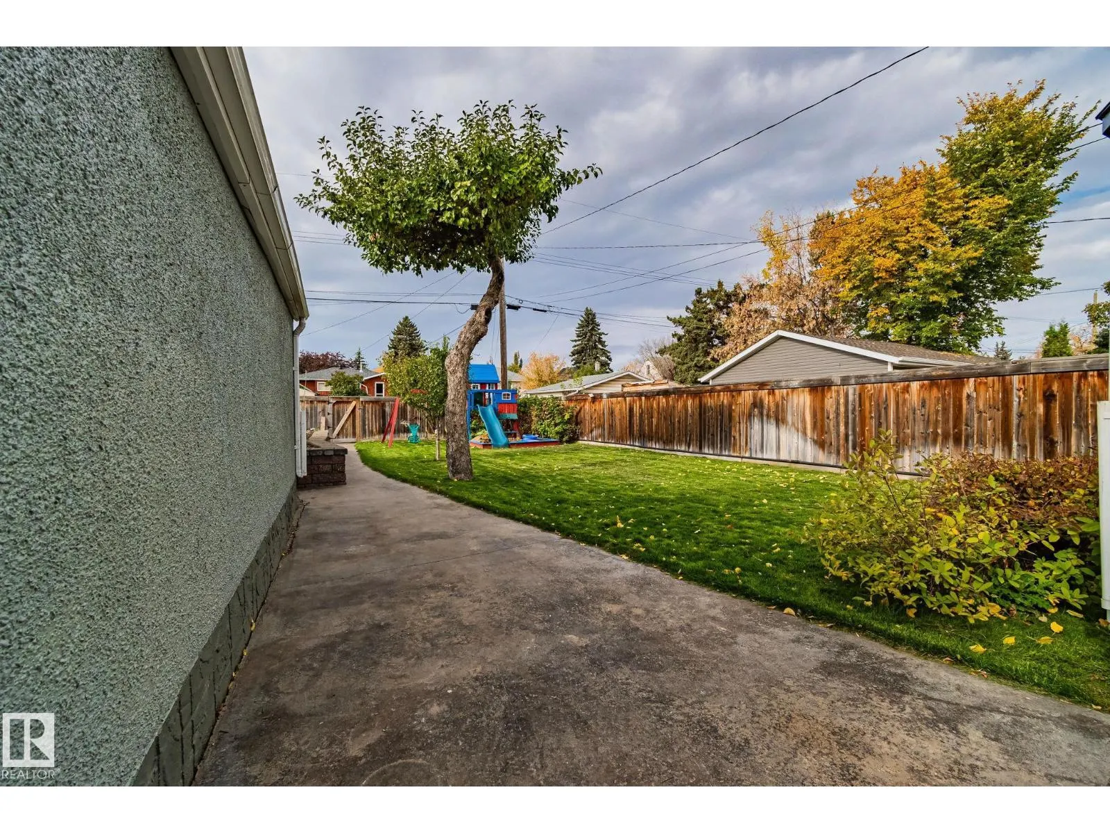 10950 117 ST NW