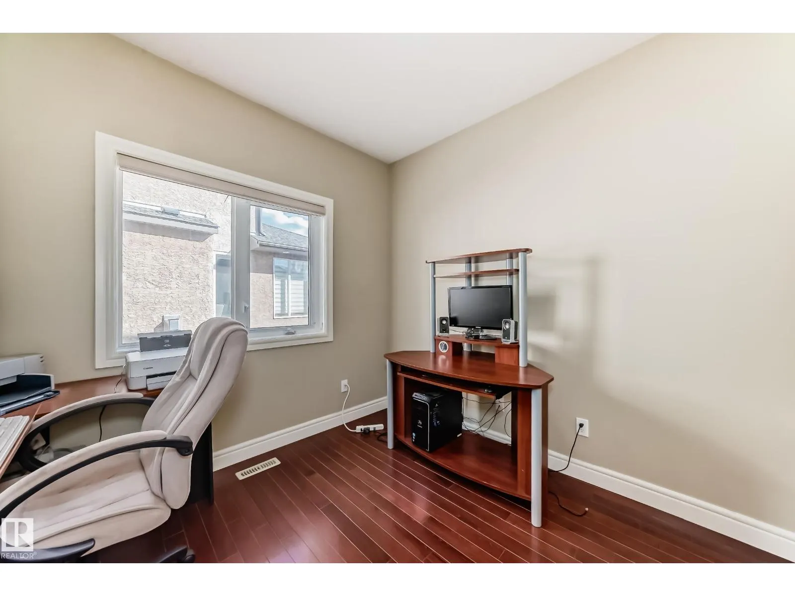16104 136 ST NW