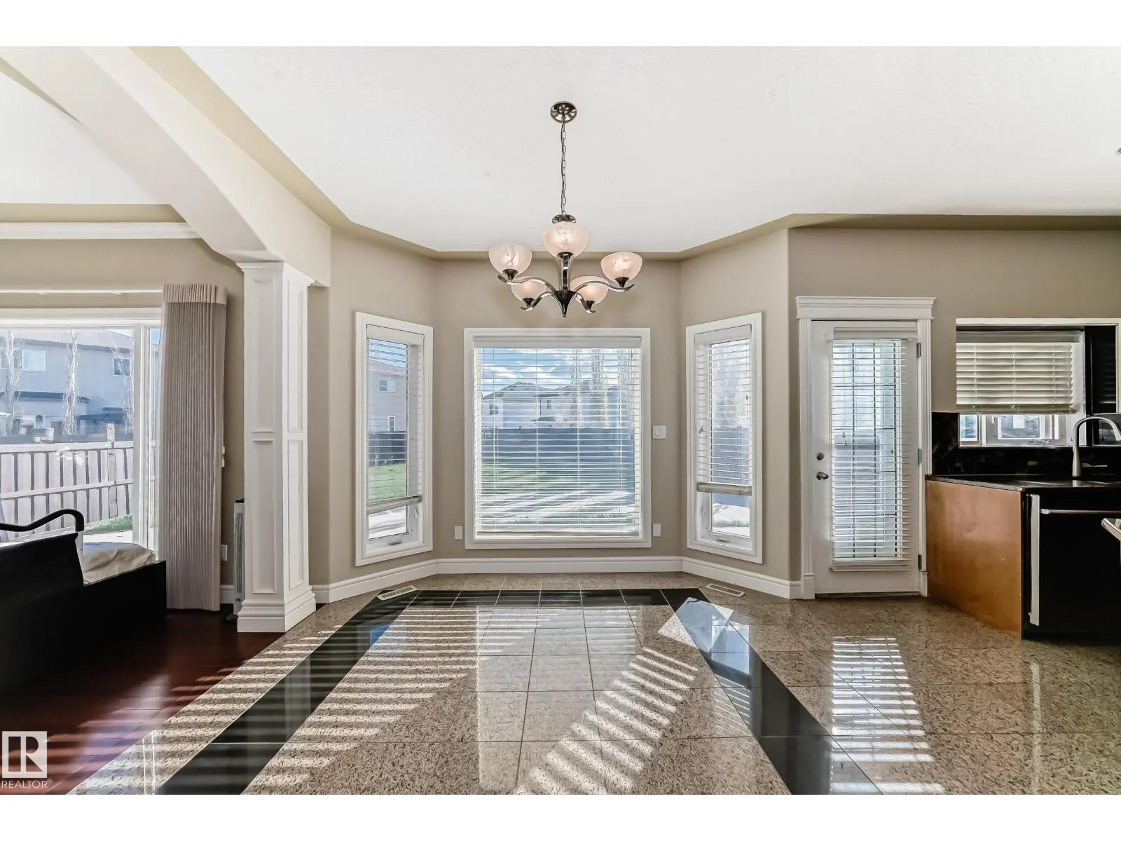 16104 136 ST NW
