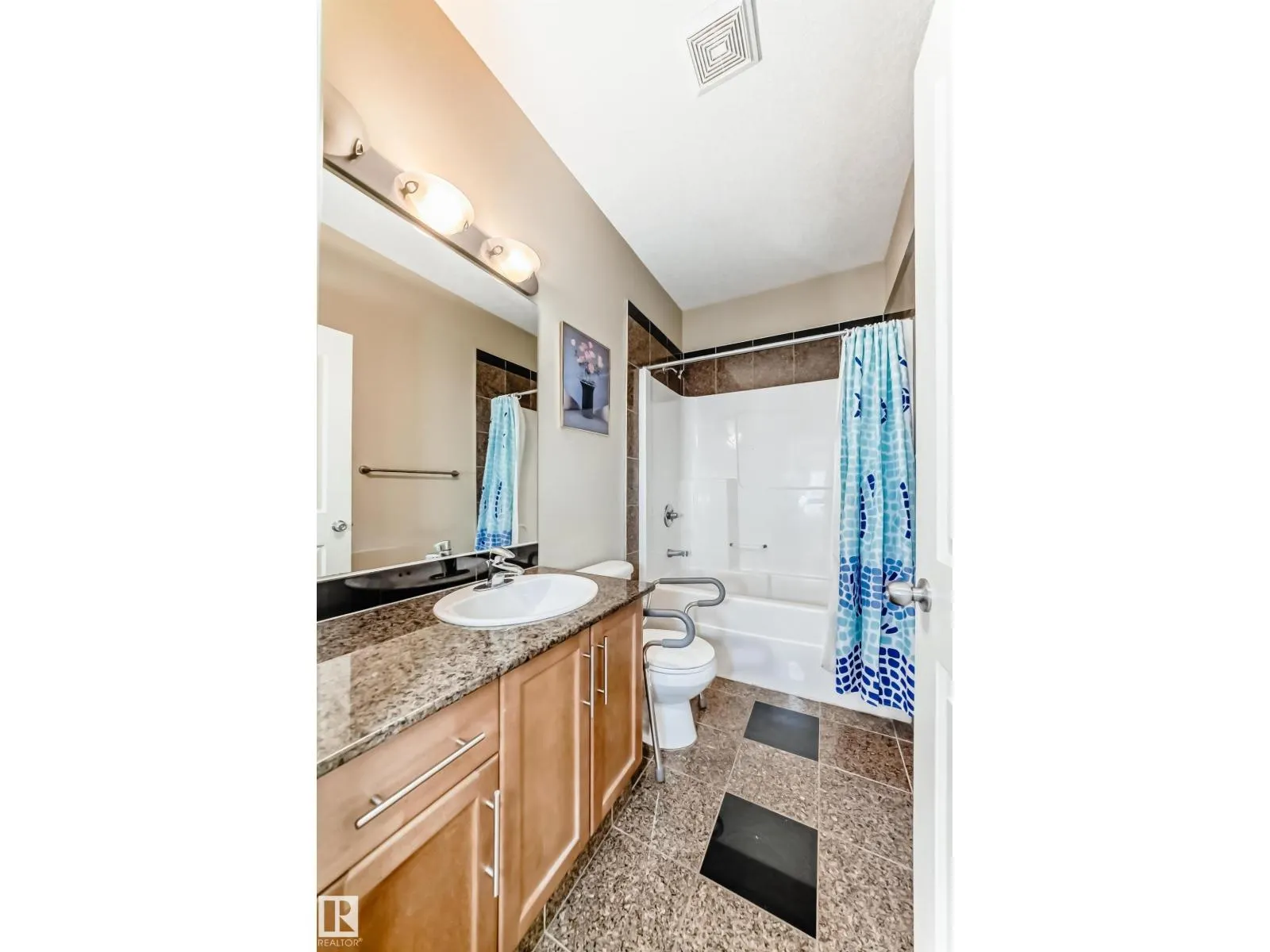 16104 136 ST NW