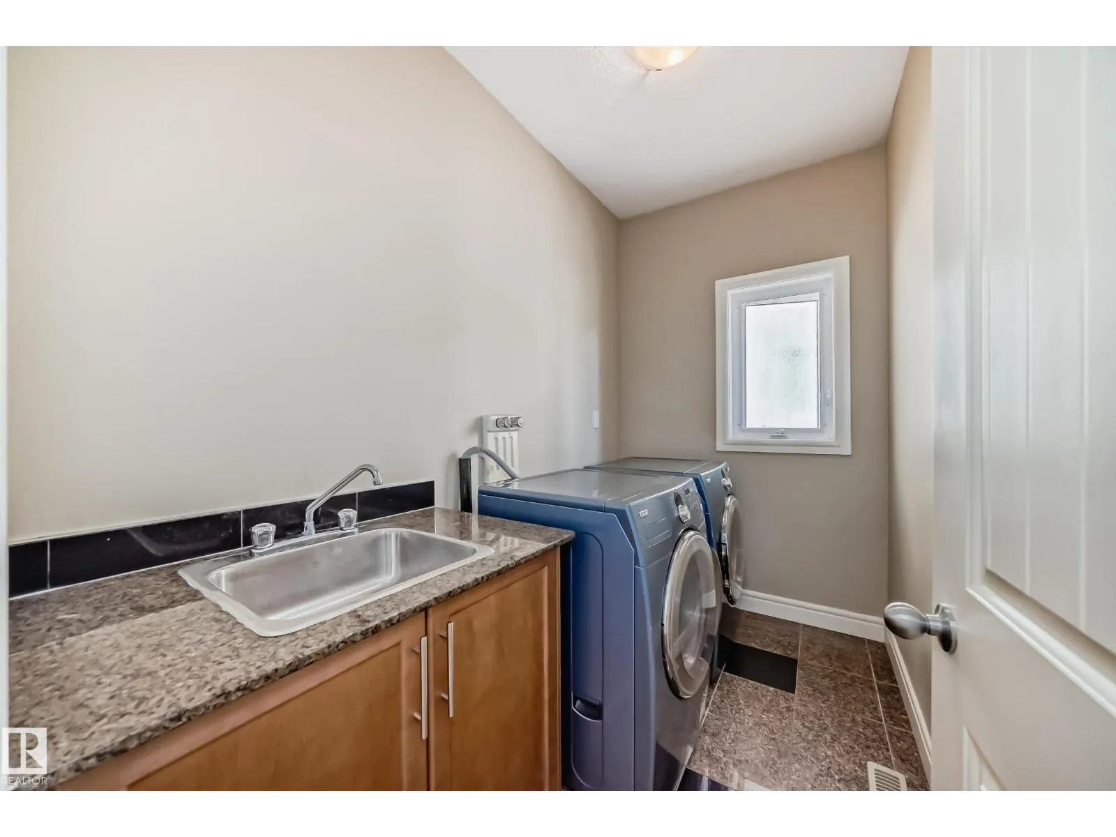 16104 136 ST NW