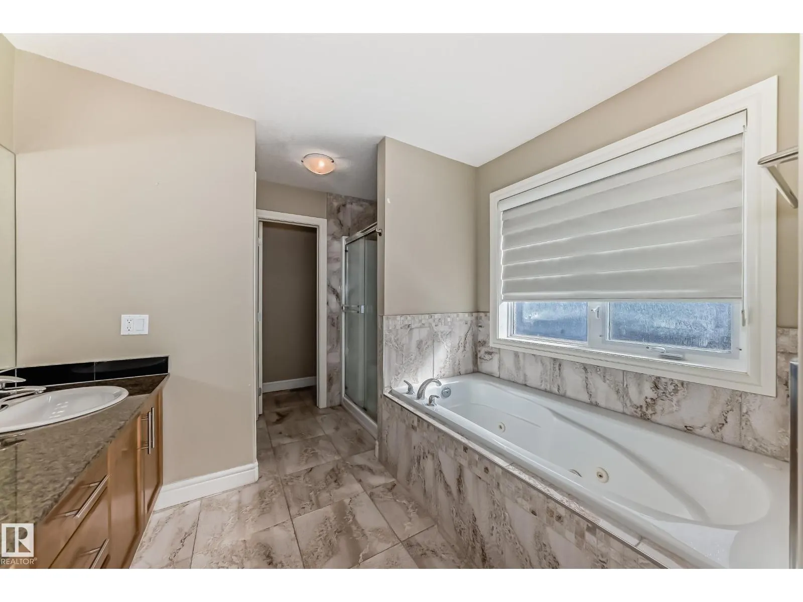 16104 136 ST NW