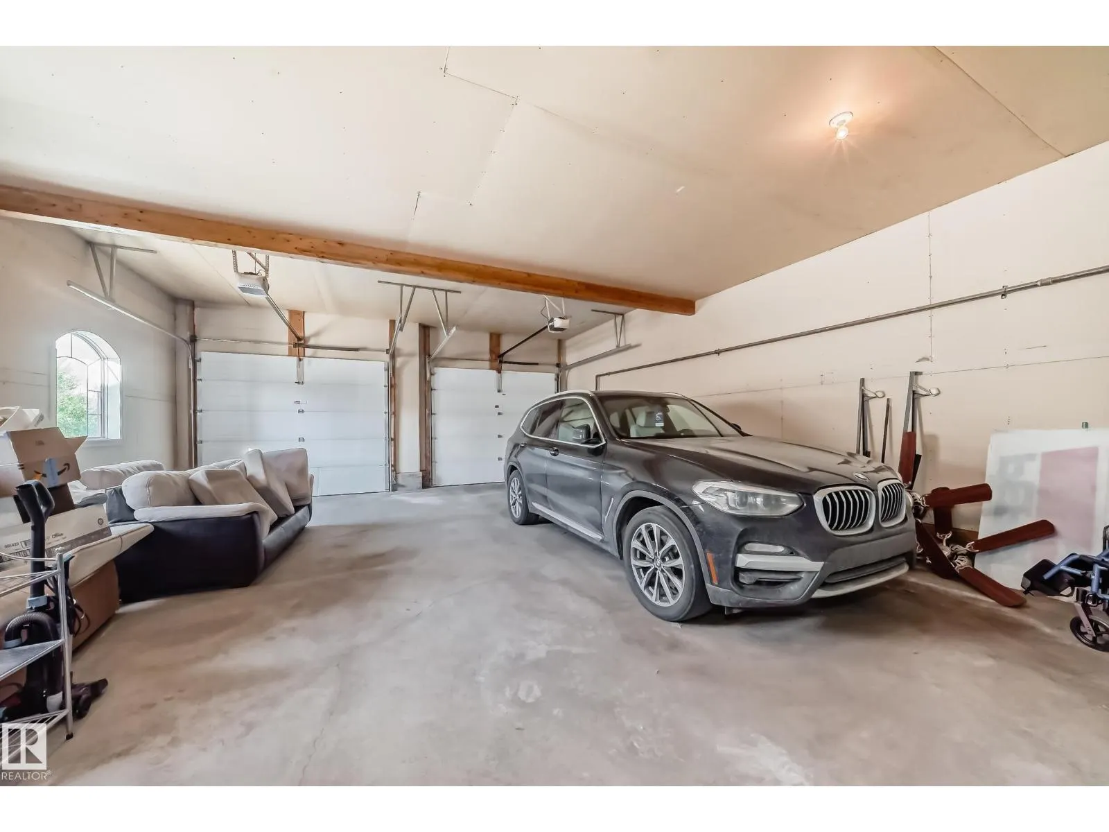 16104 136 ST NW