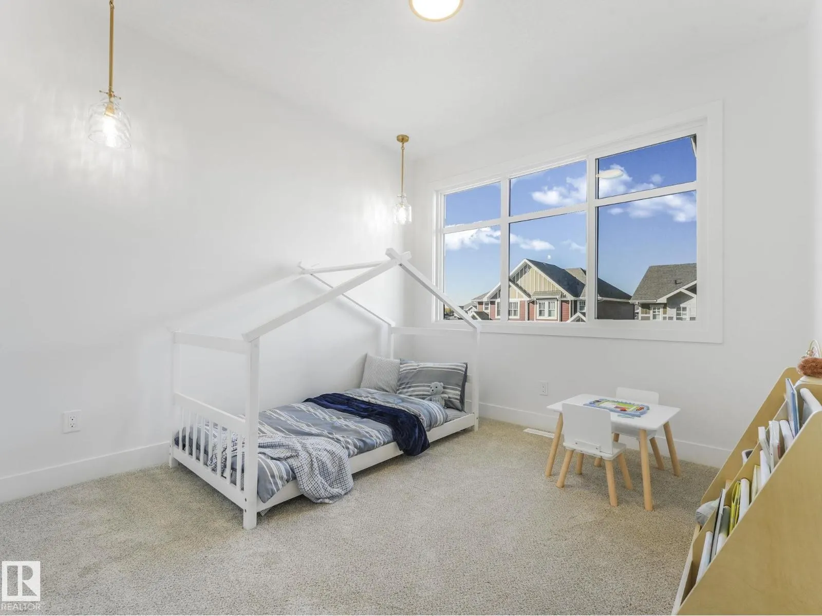 25 BIRKSHIRE CR