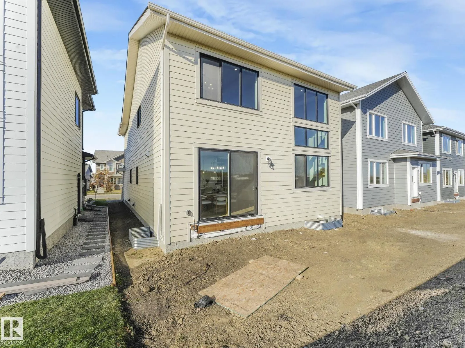25 BIRKSHIRE CR