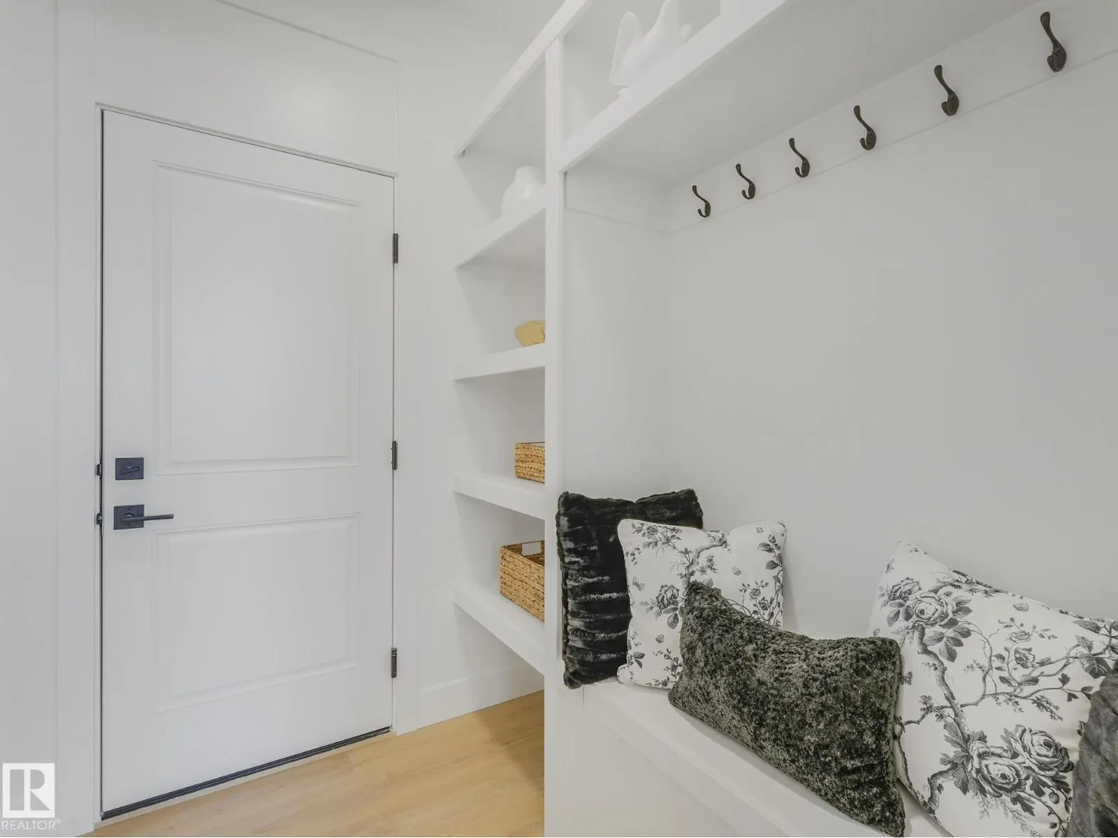 25 BIRKSHIRE CR