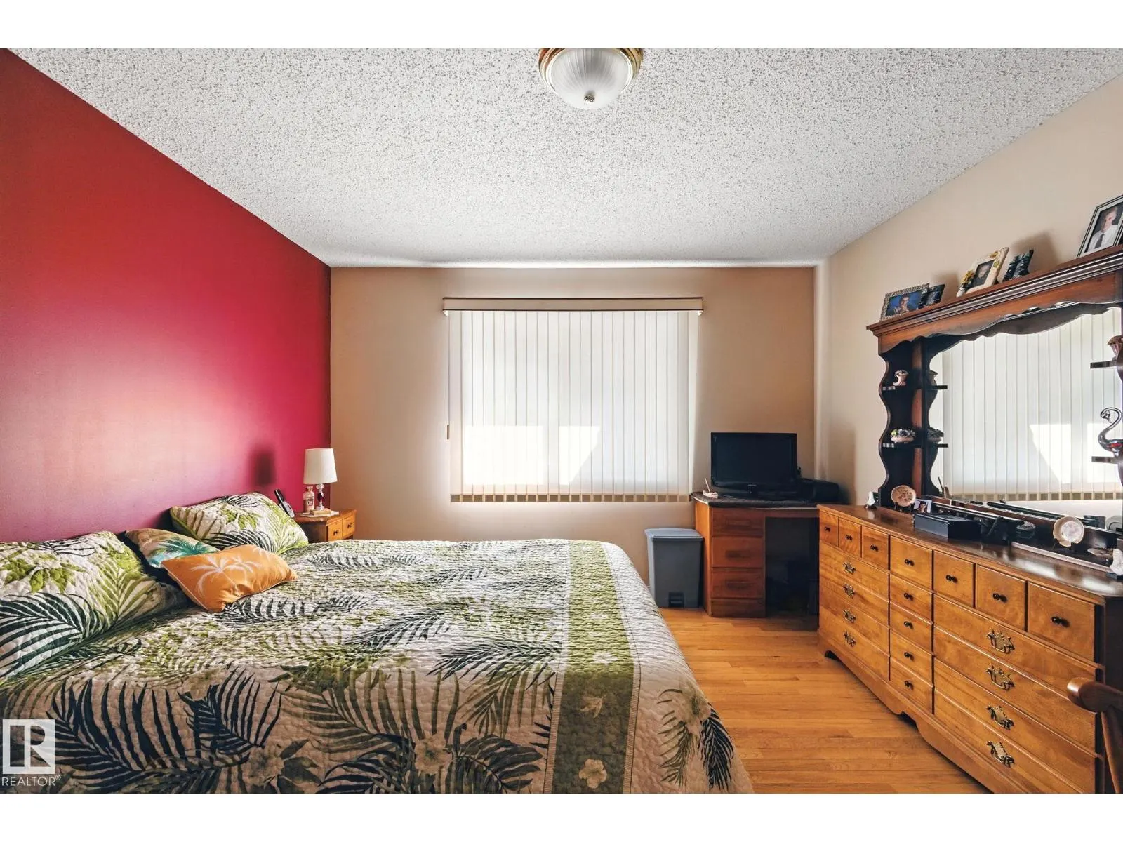 #2 14428 MILLER BLVD NW