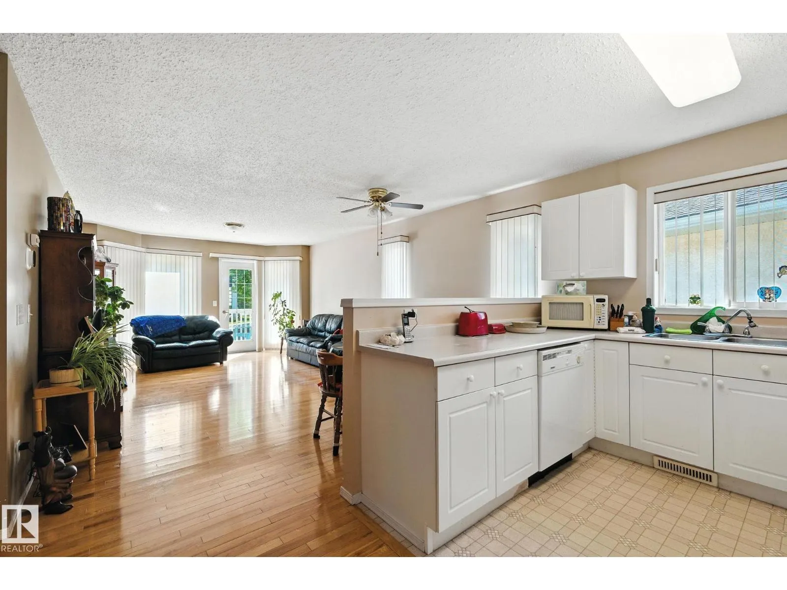 #2 14428 MILLER BLVD NW