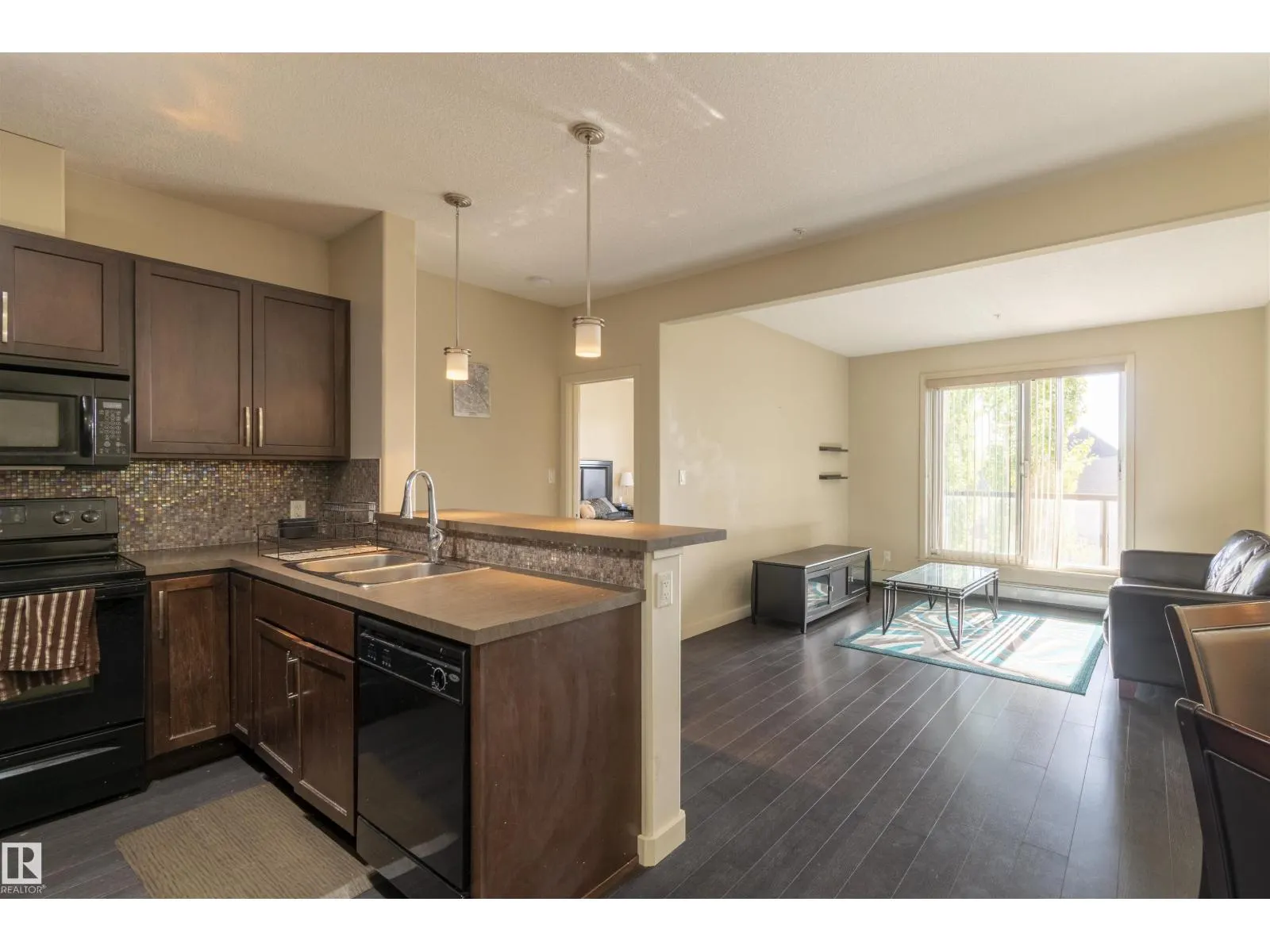 #335 308 AMBLESIDE LI SW