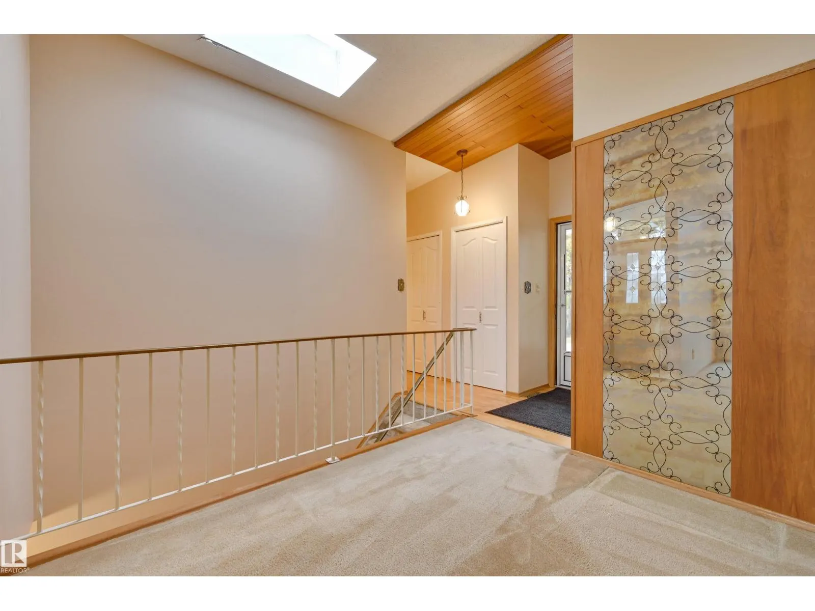 6211 148 AV NW NW