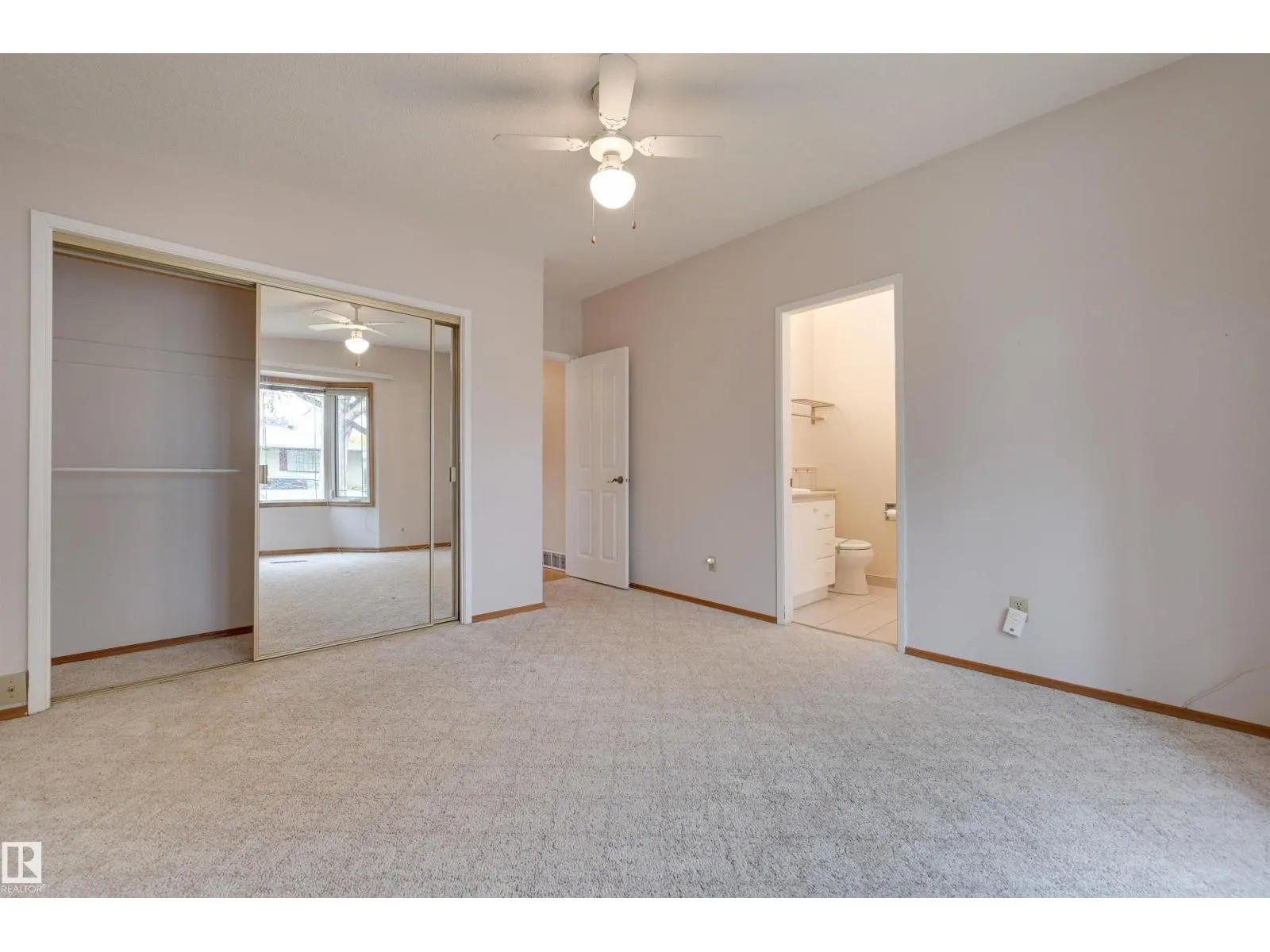 6211 148 AV NW NW