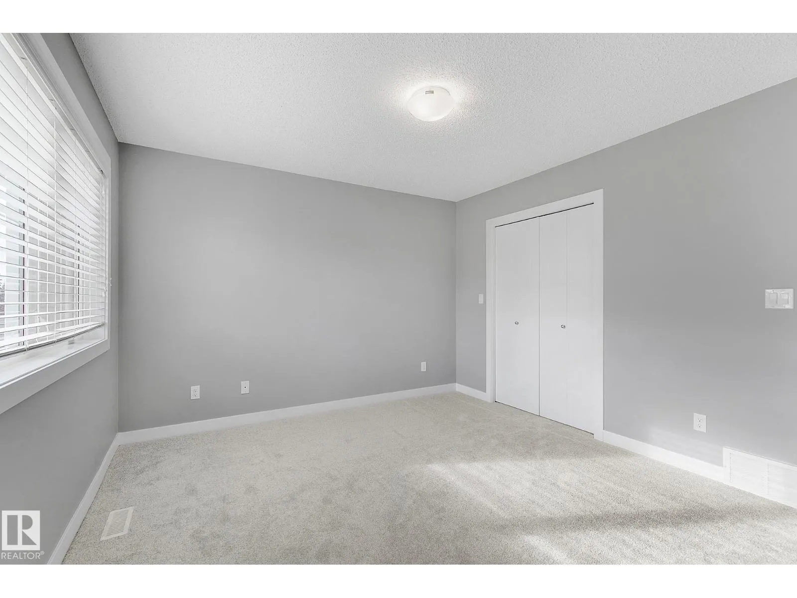 7388 EDGEMONT WY NW