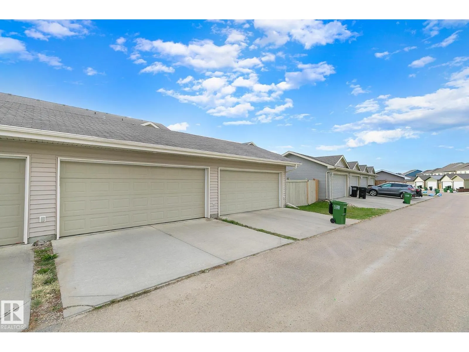 7388 EDGEMONT WY NW