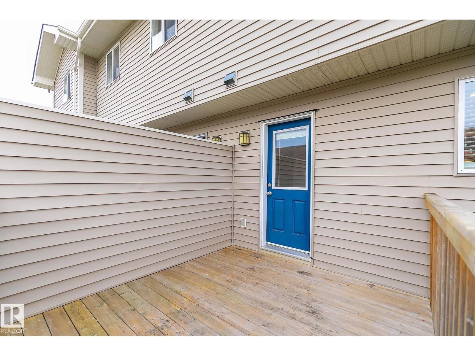 7388 EDGEMONT WY NW