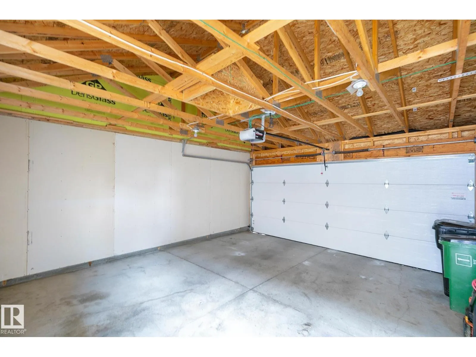 7388 EDGEMONT WY NW