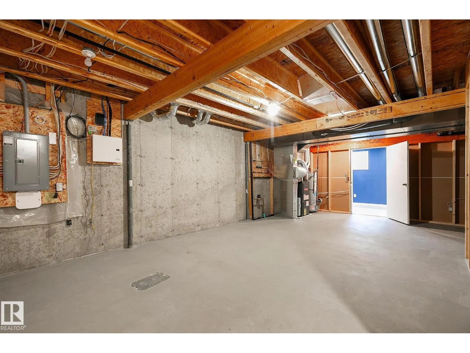7388 EDGEMONT WY NW