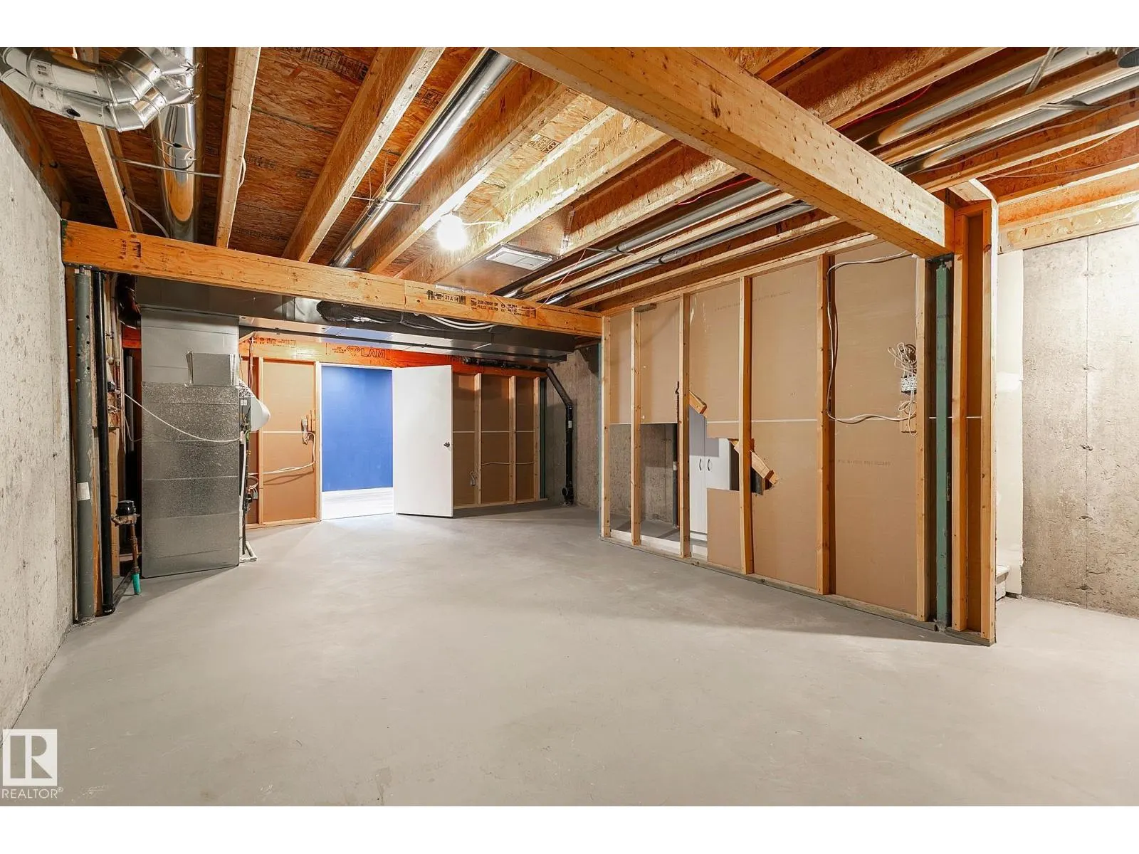 7388 EDGEMONT WY NW