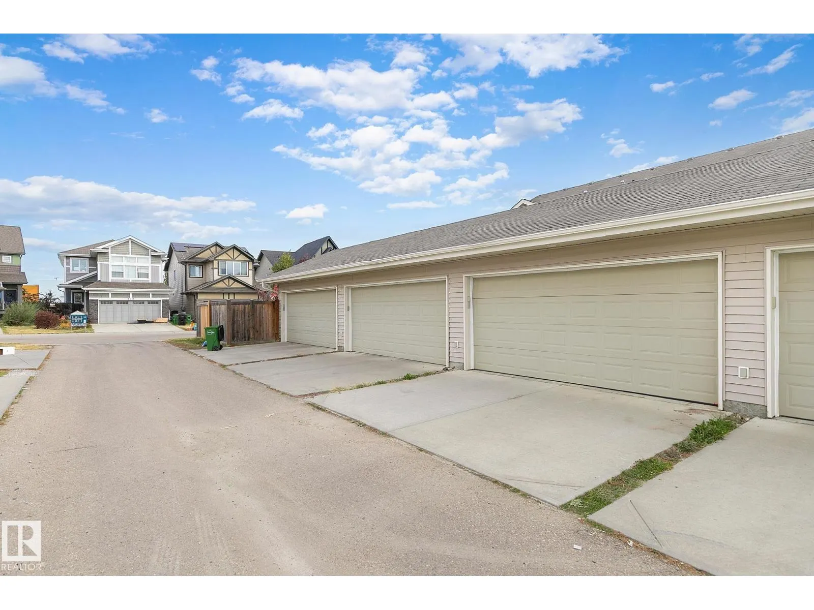 7388 EDGEMONT WY NW