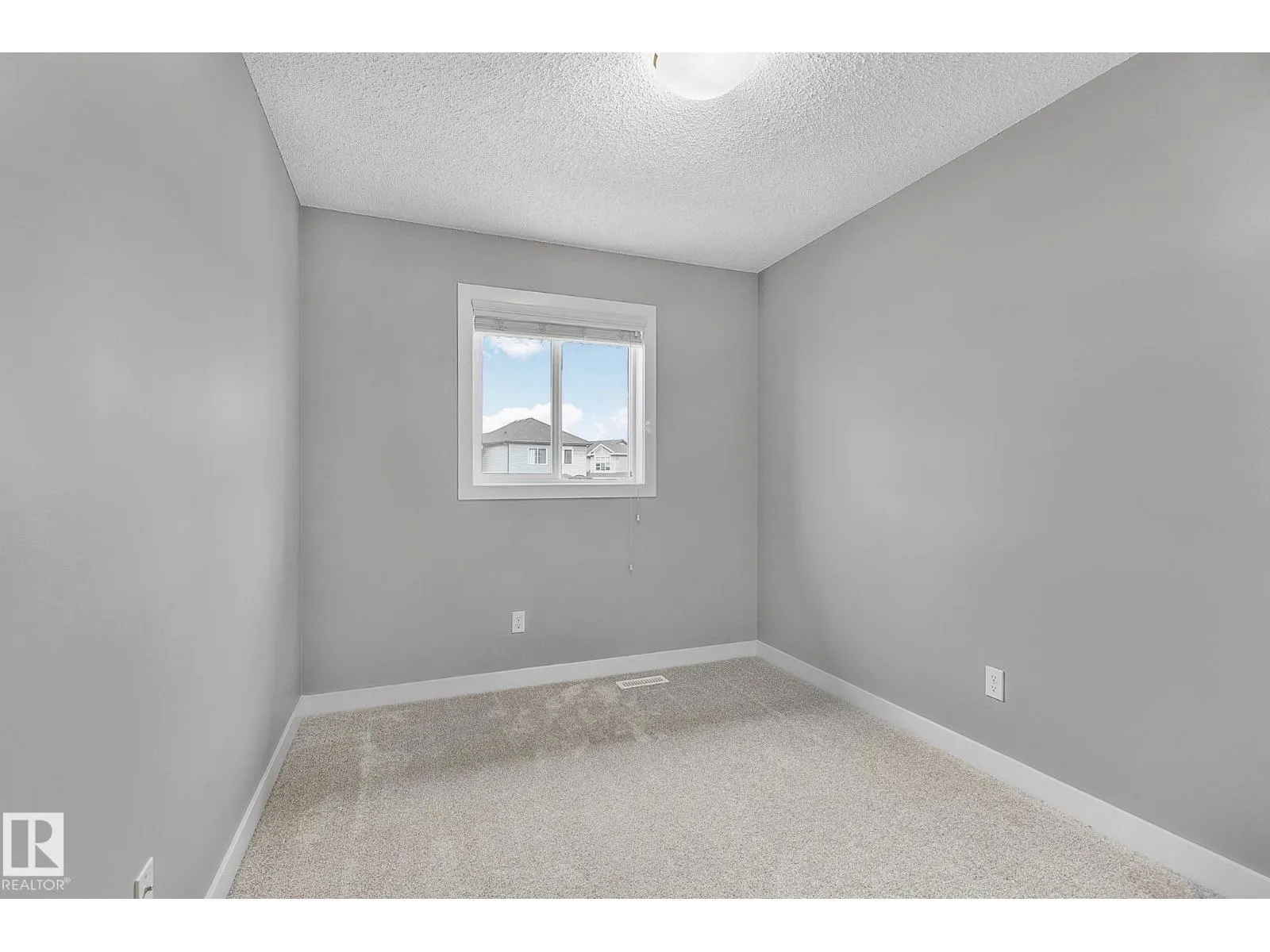 7388 EDGEMONT WY NW