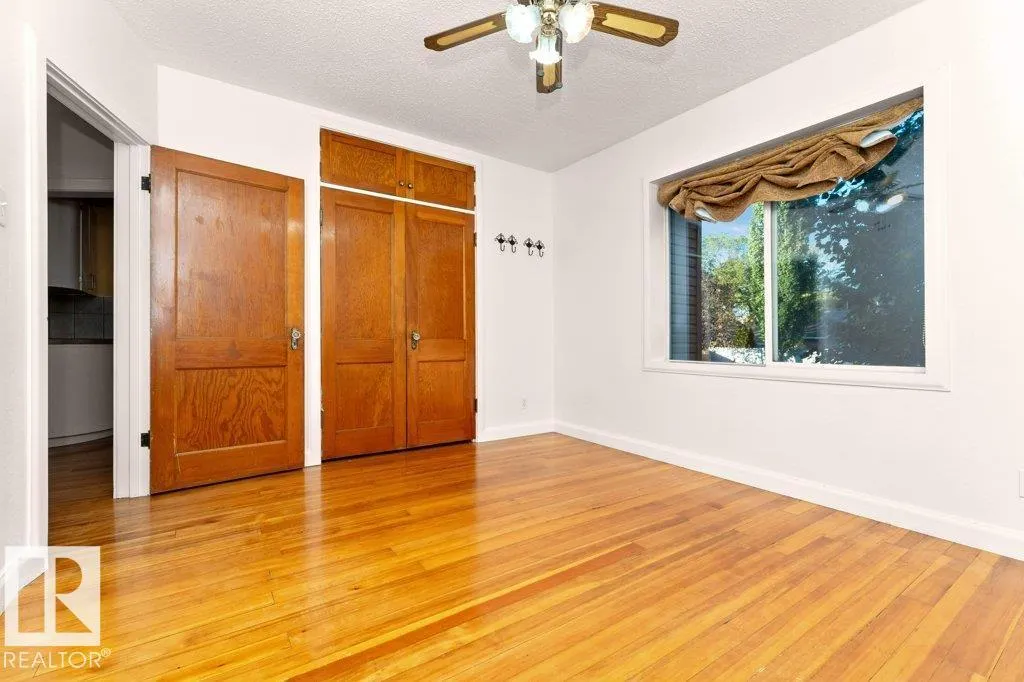12308 86 ST NW