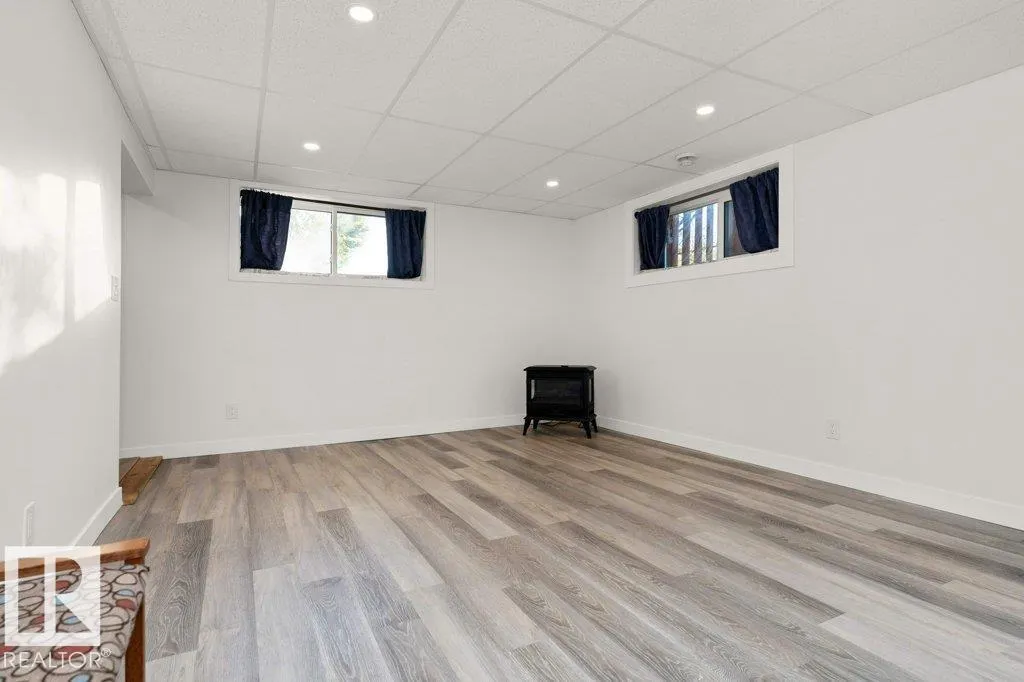 12308 86 ST NW