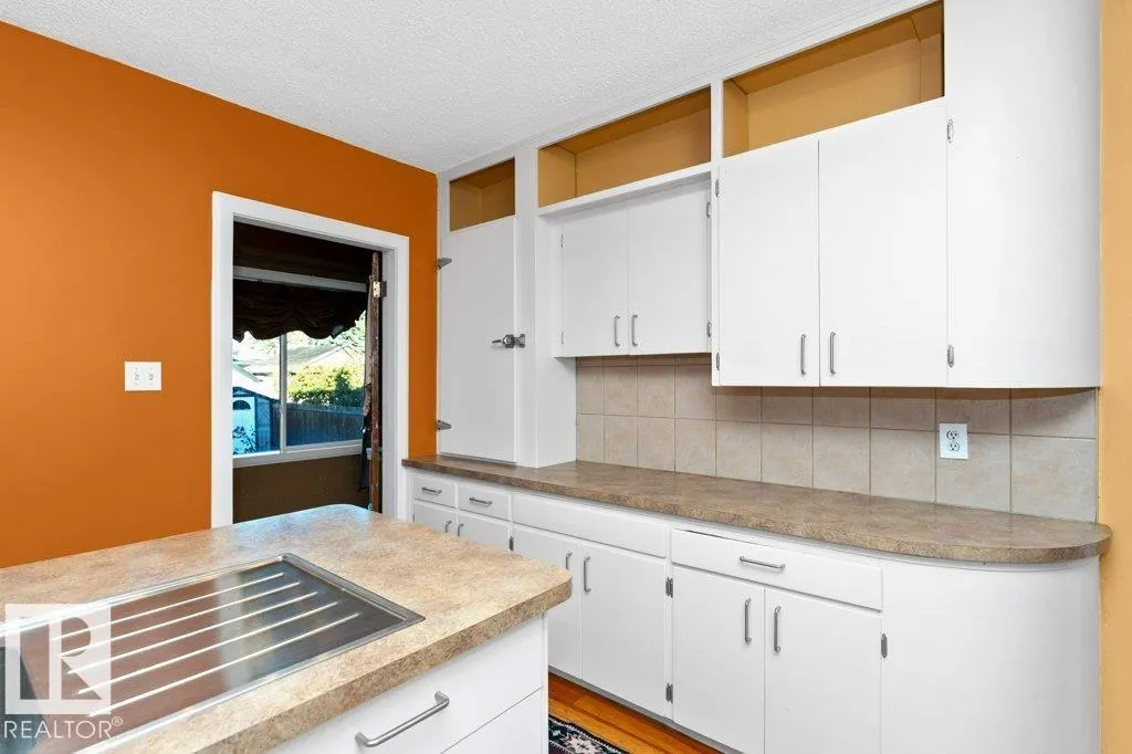 12308 86 ST NW