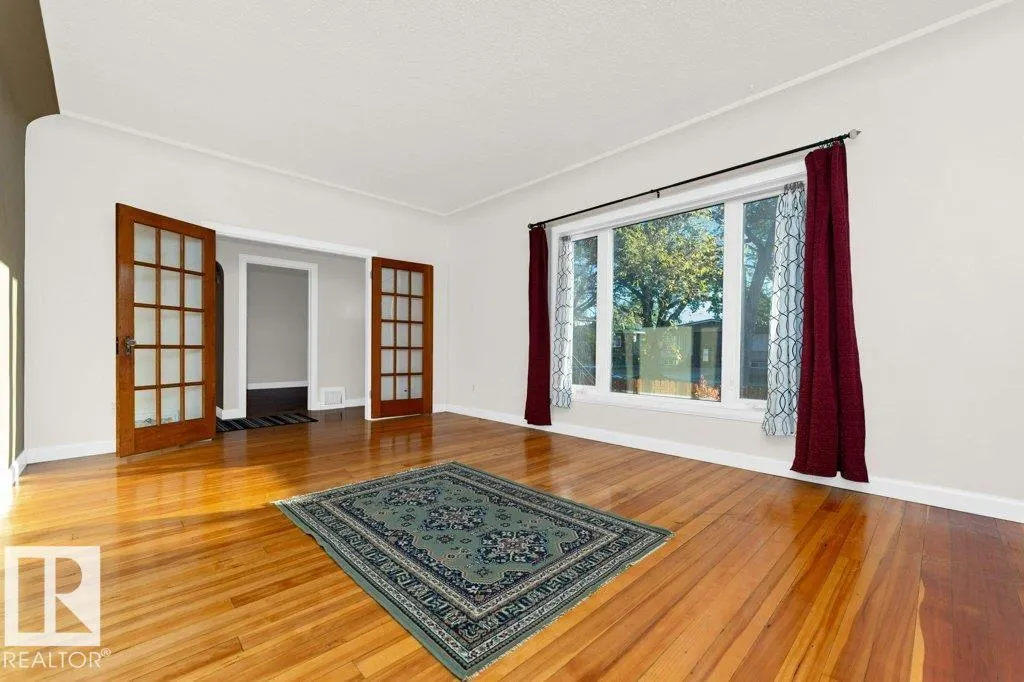 12308 86 ST NW