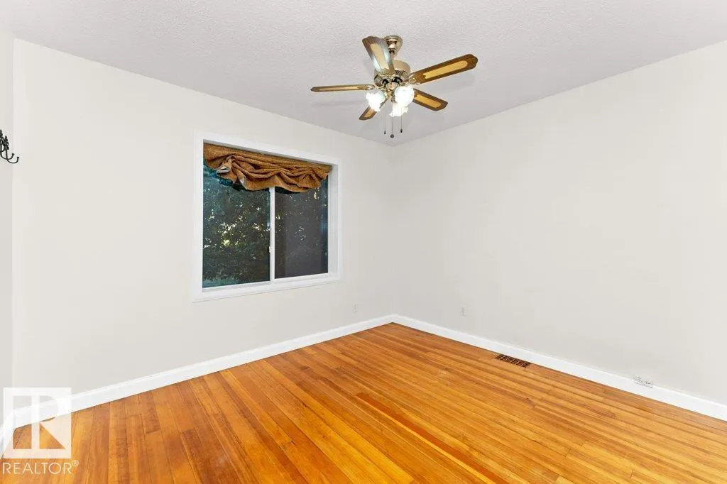 12308 86 ST NW