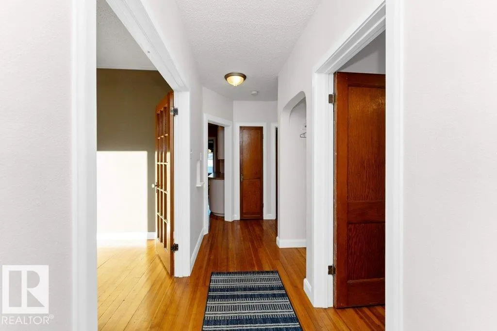 12308 86 ST NW