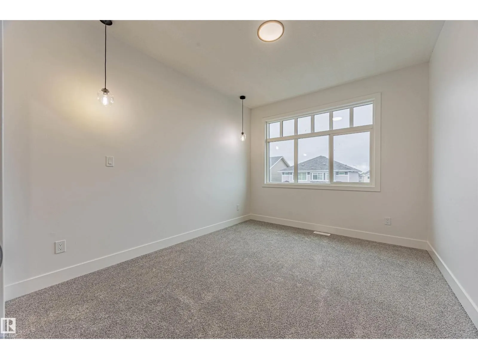 17 BIRKSHIRE CR