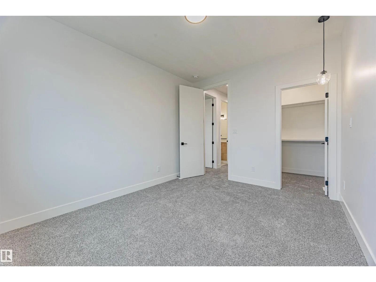 17 BIRKSHIRE CR