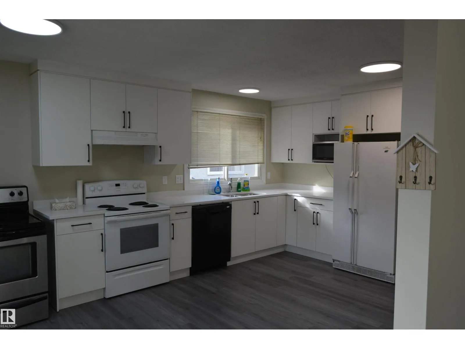 132 MILLBOURNE RD E NW