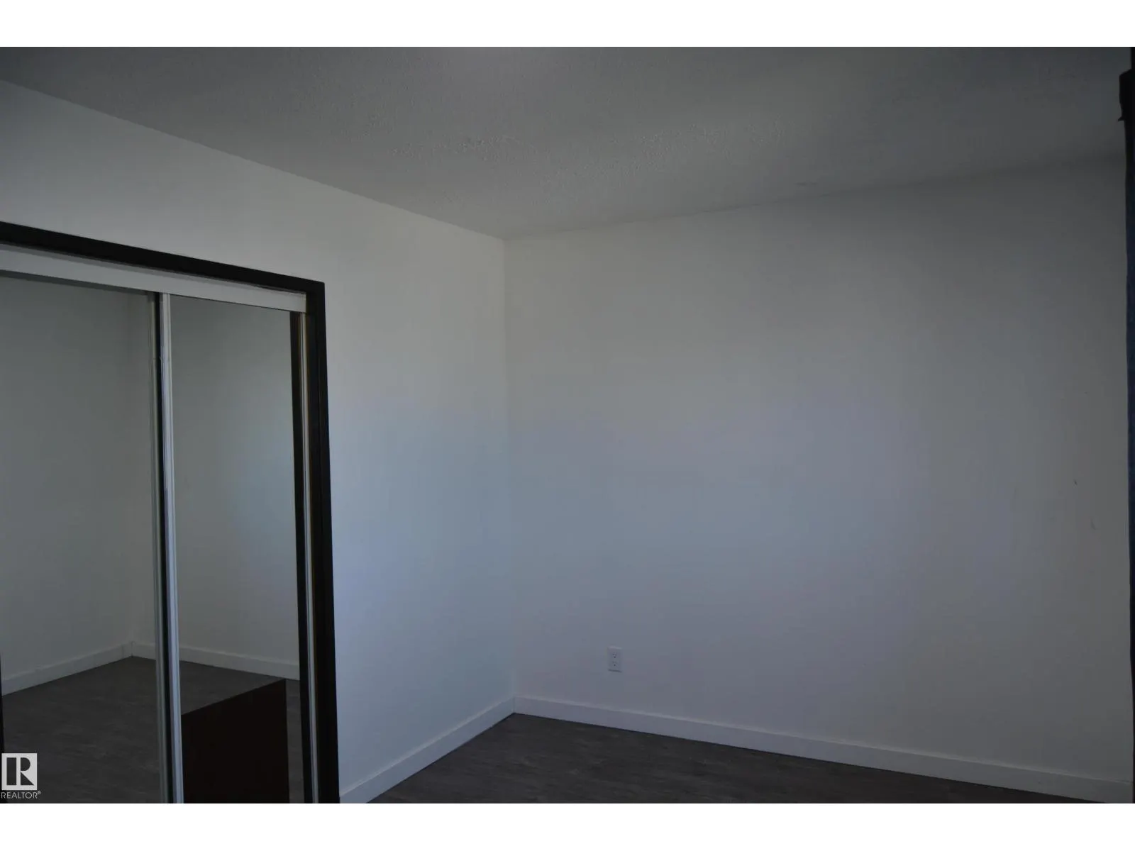 132 MILLBOURNE RD E NW