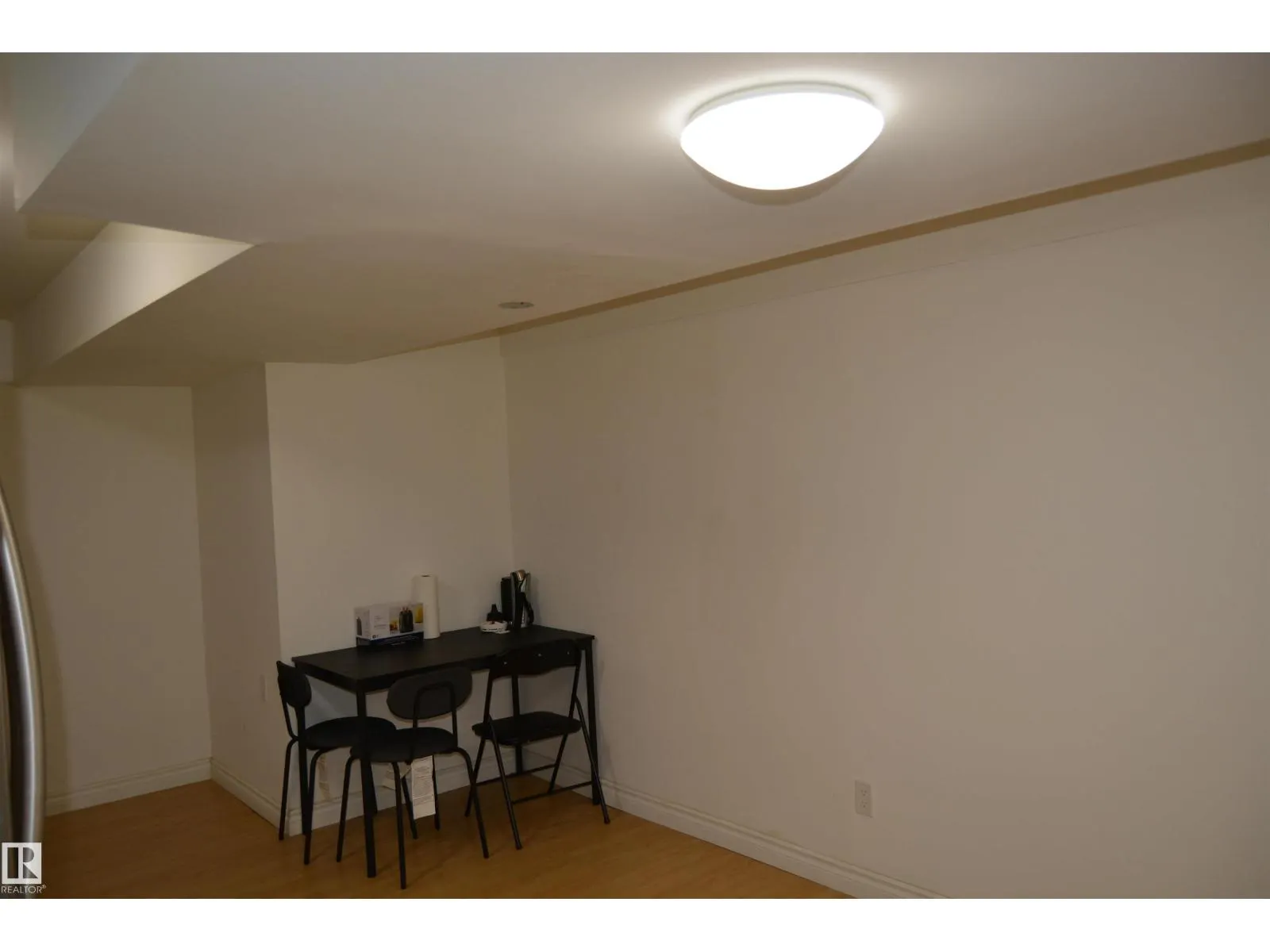 132 MILLBOURNE RD E NW
