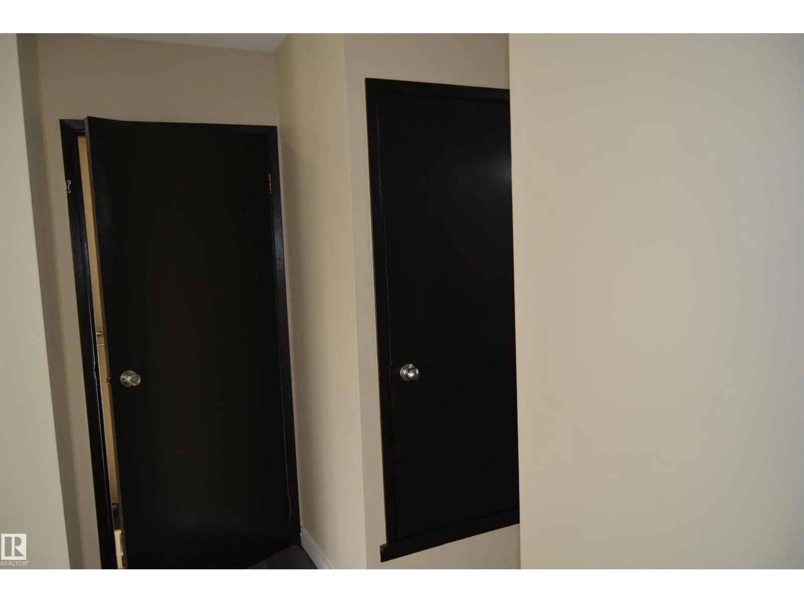 132 MILLBOURNE RD E NW