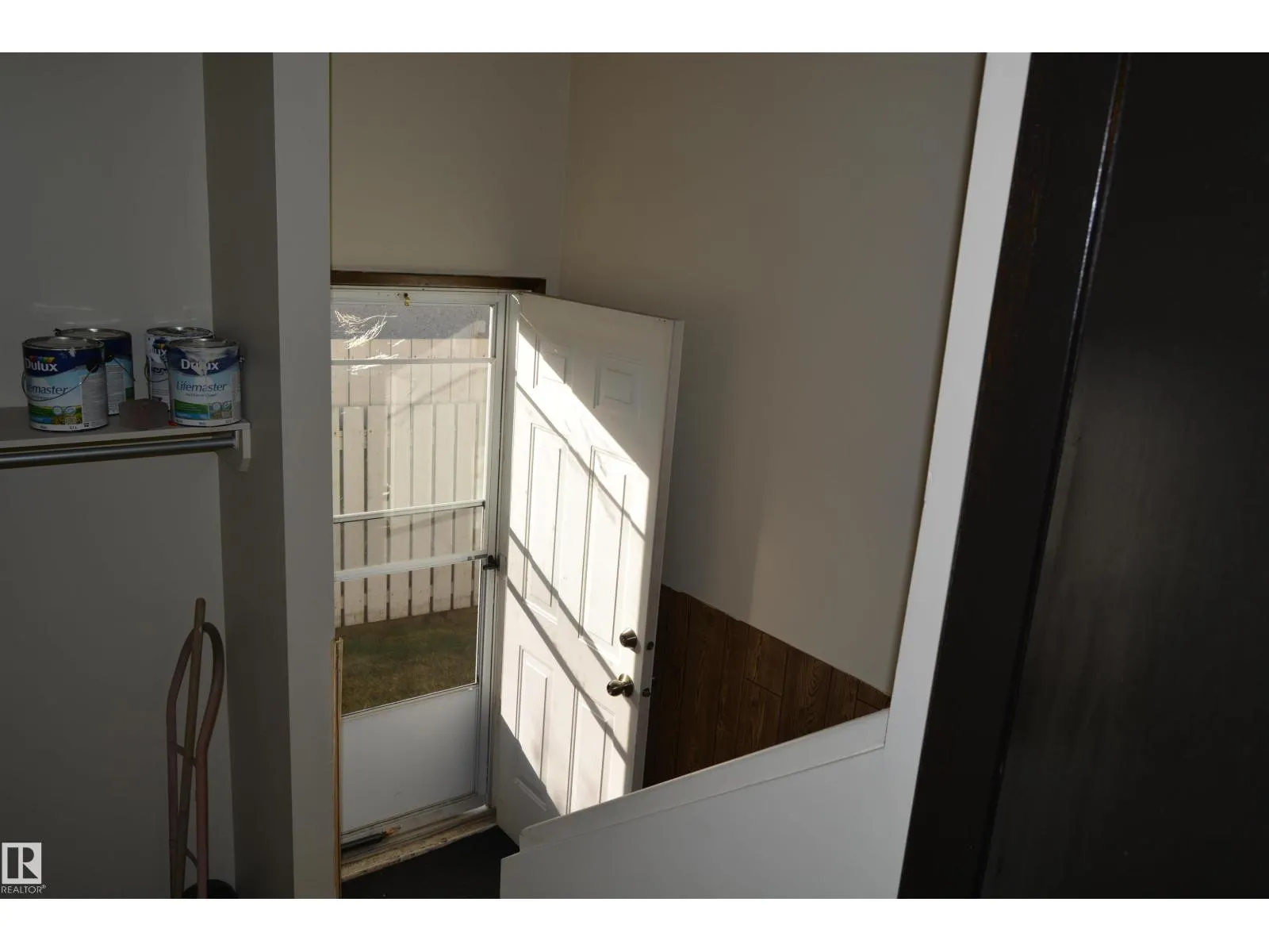 132 MILLBOURNE RD E NW