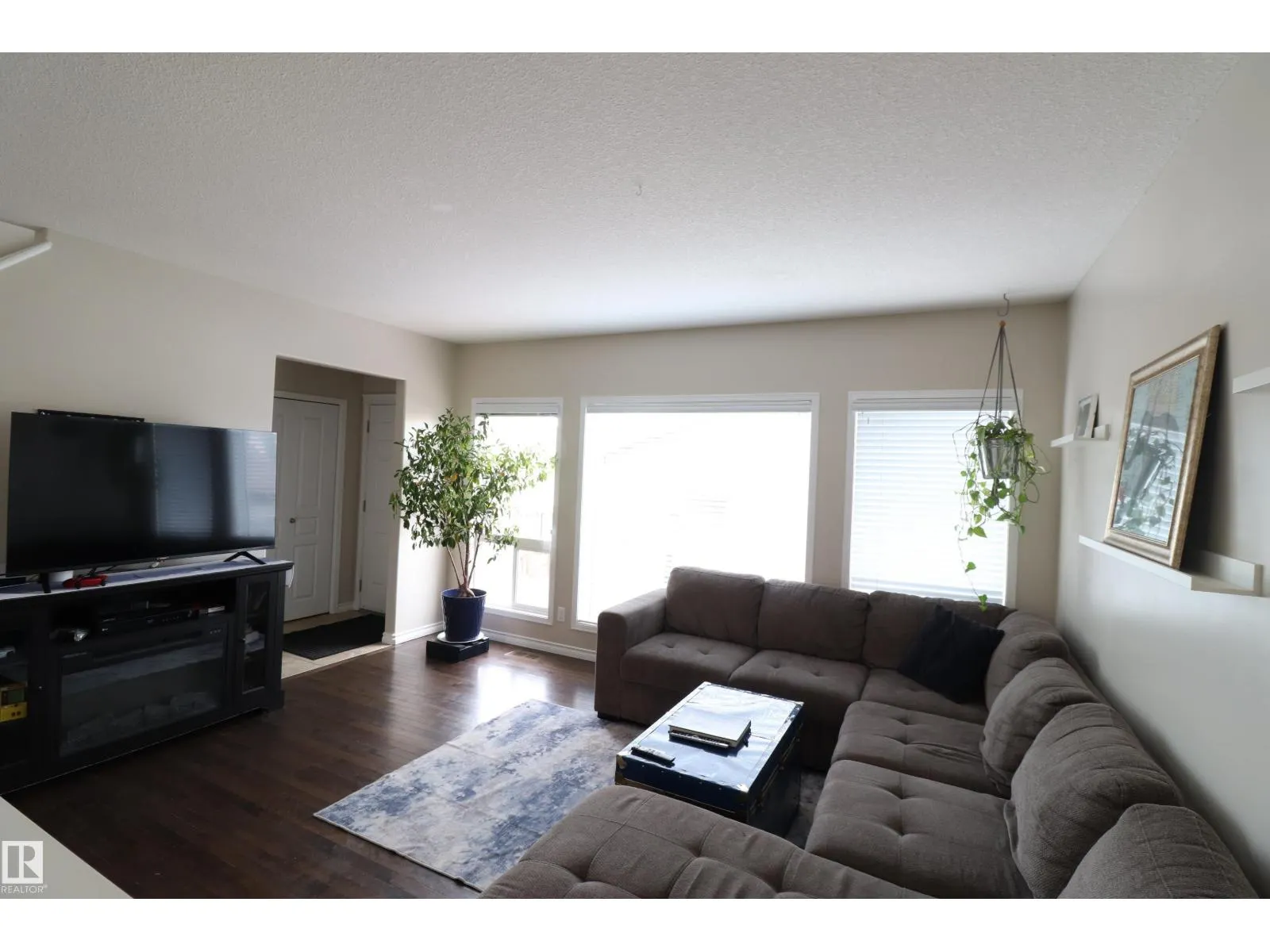 416 KEYSTONE WY