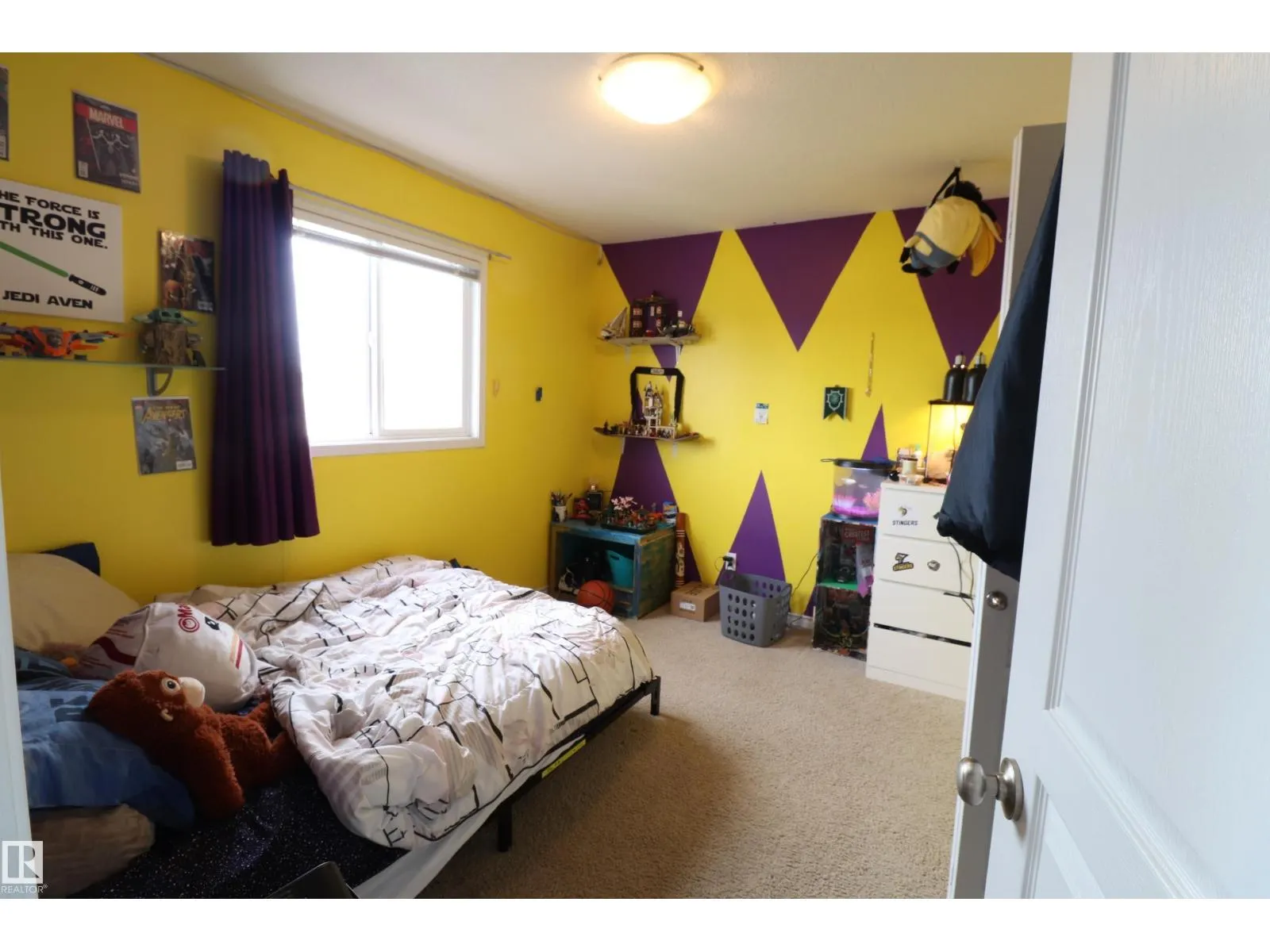 416 KEYSTONE WY