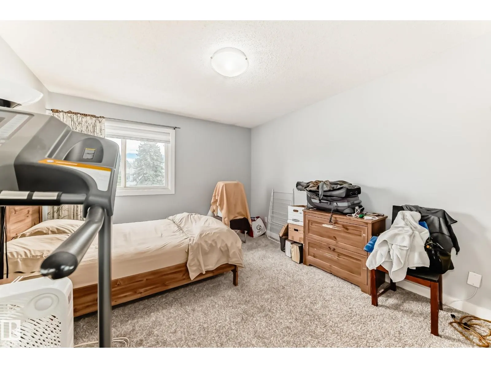 #310 10404 24 AV NW