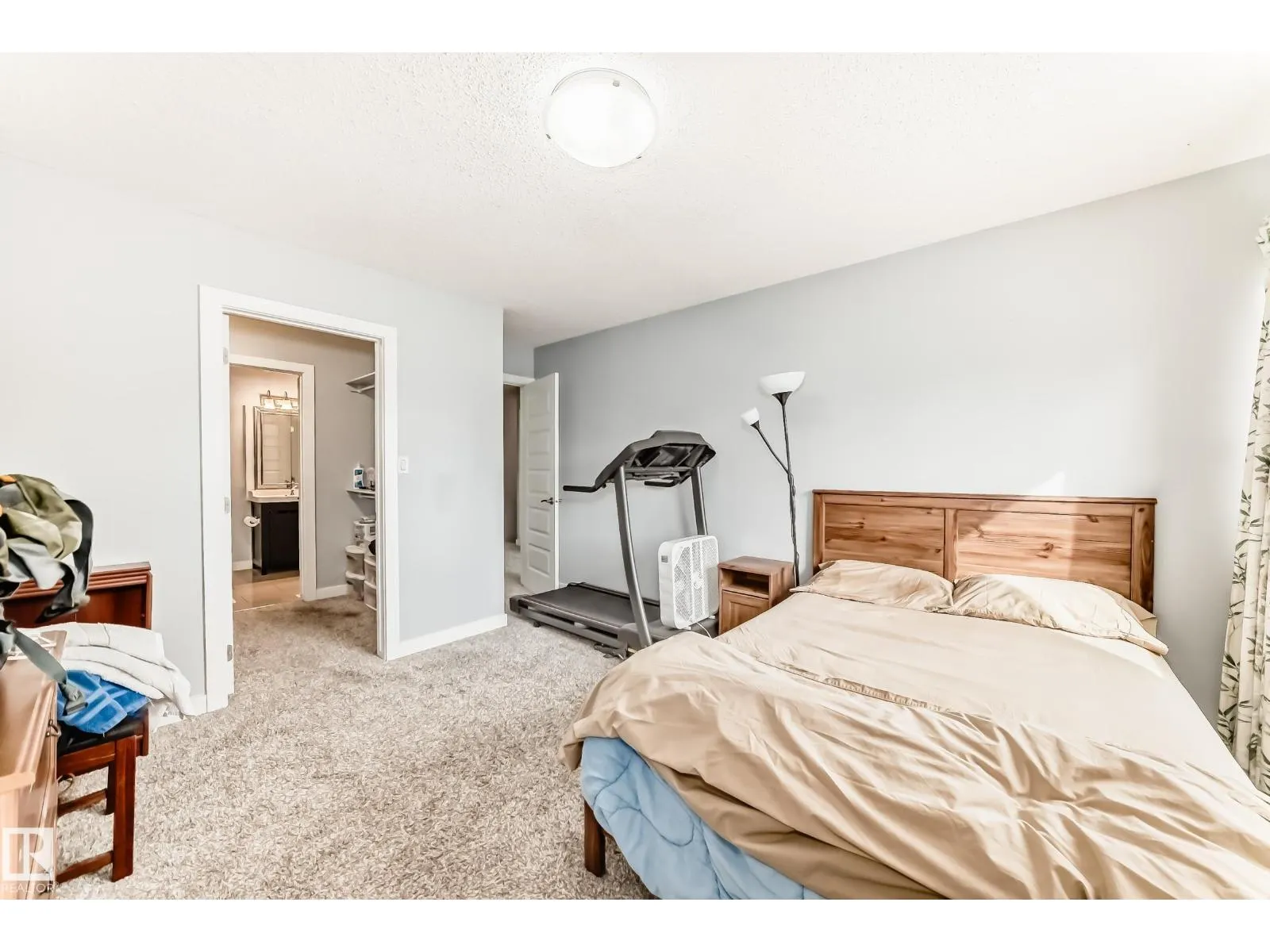 #310 10404 24 AV NW