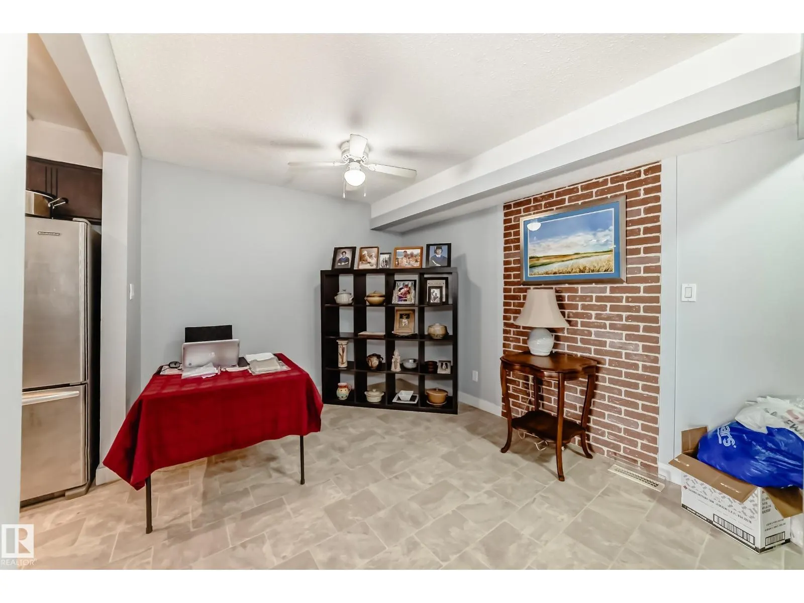 #310 10404 24 AV NW