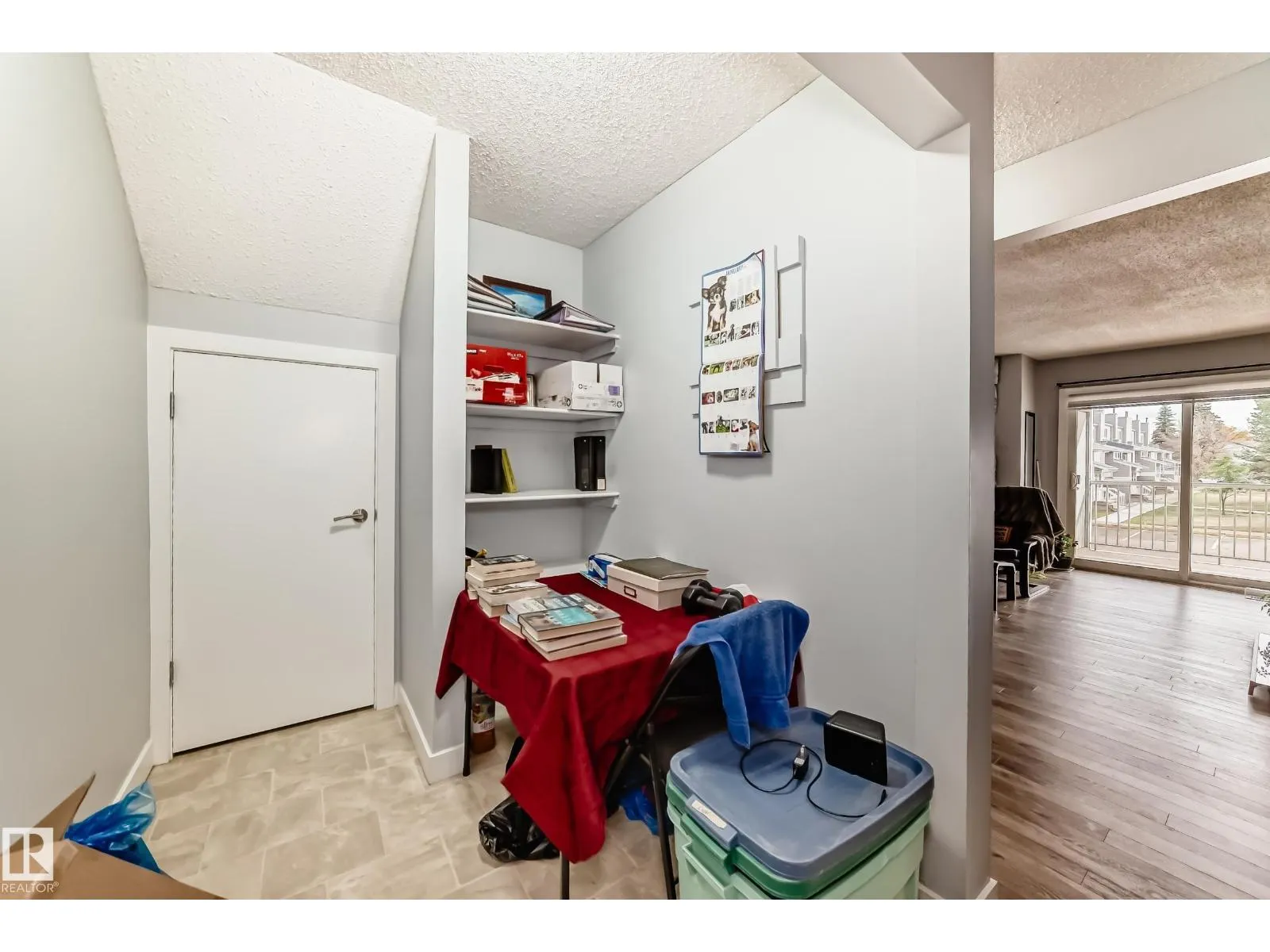 #310 10404 24 AV NW