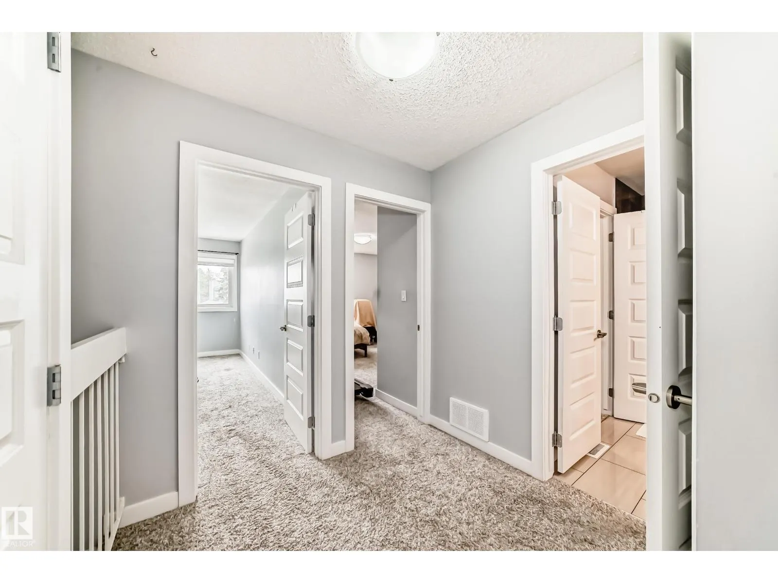 #310 10404 24 AV NW