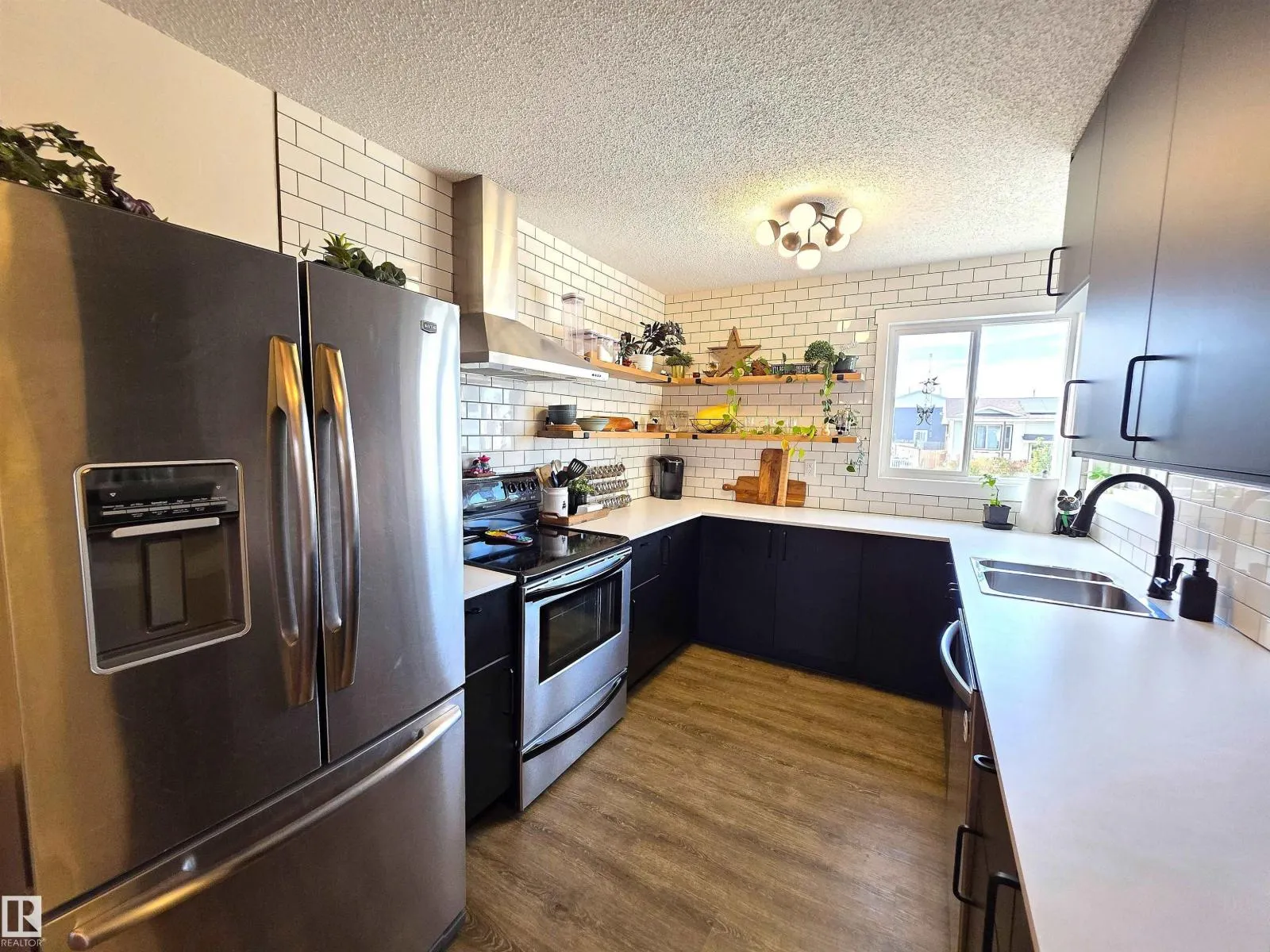 14743 33 ST NW