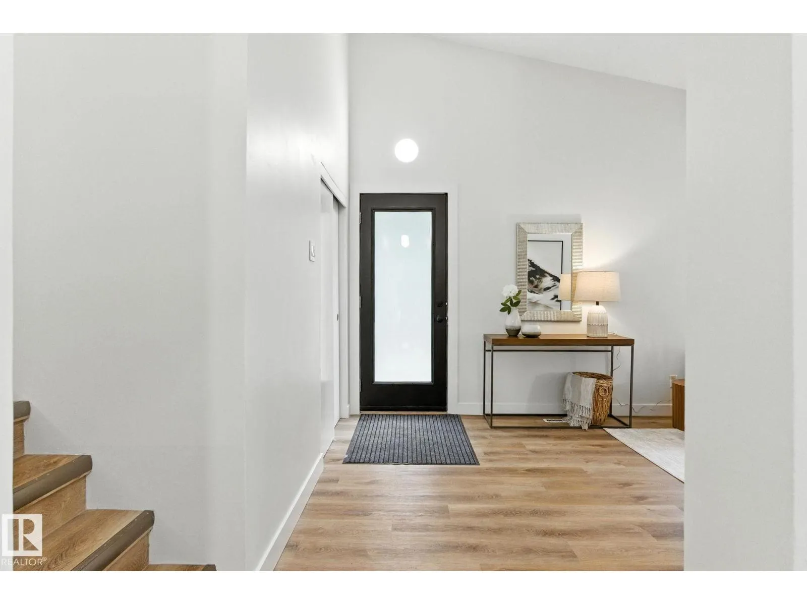 1 SYLVAN DR