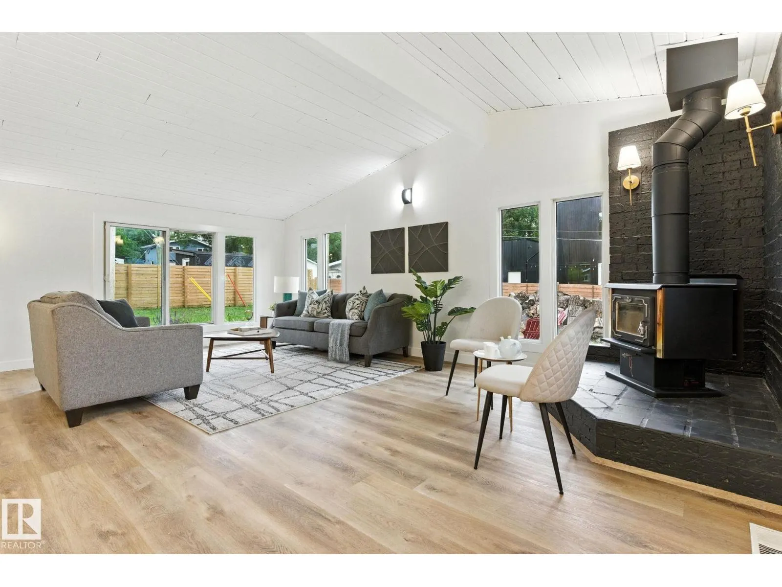 1 SYLVAN DR