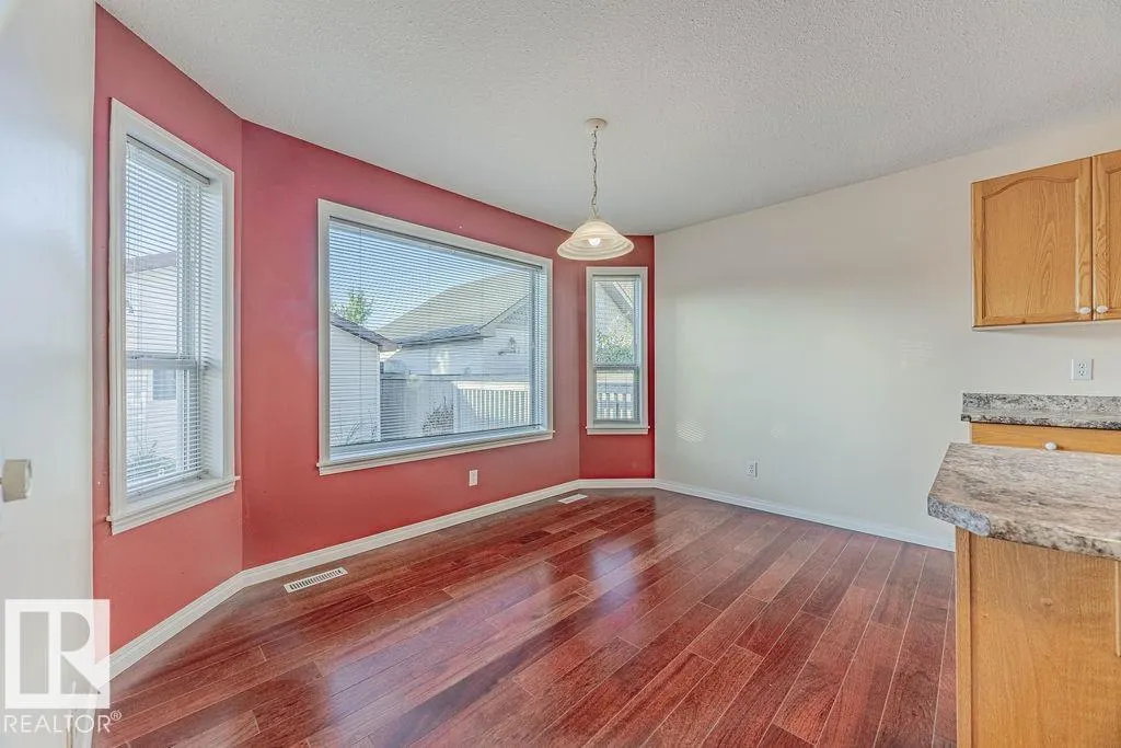 5 HIGHWOOD BV