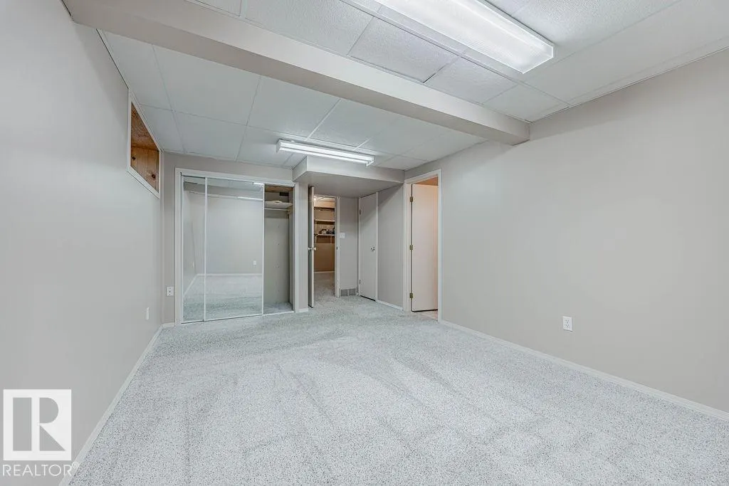 5 HIGHWOOD BV
